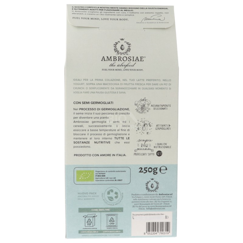 Uber-granola cacao e cocco colazione raw