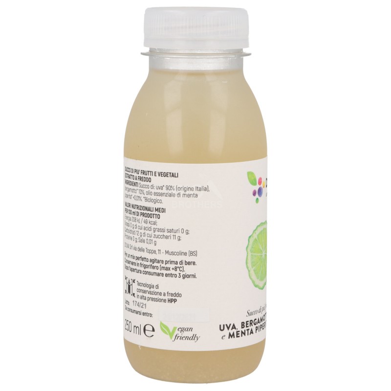 Succo d'uva con bergamotto e menta piperita