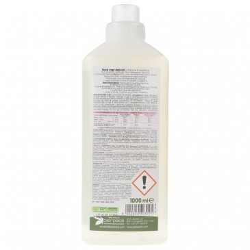Capi Delicati Detersivo liquido per bucato a mano e in lavatrice con lavanda