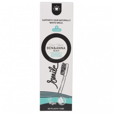 Dentifricio Smile Black Sbiancante con Fluoro