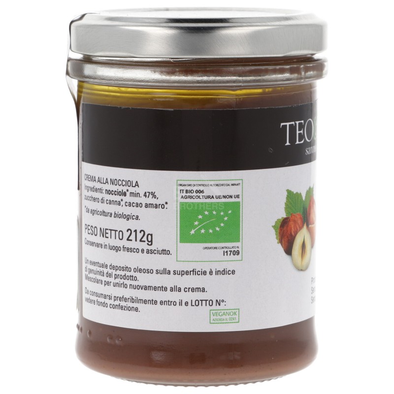 Crema  vegana alla nocciola