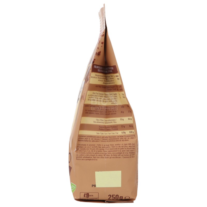 Frollini al cacao con fave di cioccolato