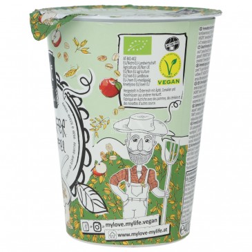 Avena con mela e muesli Avena con mela e muesli